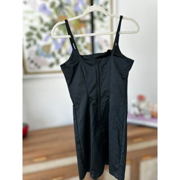 Vintage California Concepts Black Mini Dress with Embroidered Roses Size Small - Picture 6 of 14